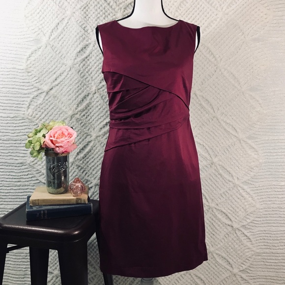 Ann Taylor Dresses & Skirts - Ann Taylor Petites Ruched Waist Sleeveless Dress